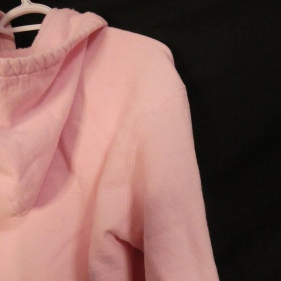 BULLETIN | large | Pink Toronto Maple Leafs Hoodie | Made In Canada 🟥🍁🟥 - Picture 11 of 14